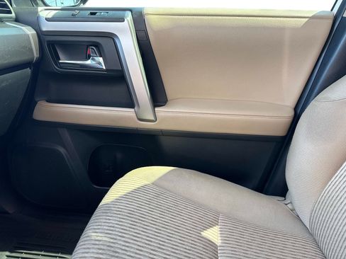 Used 2022 Toyota 4Runner SR5 AWD/4WD image 23