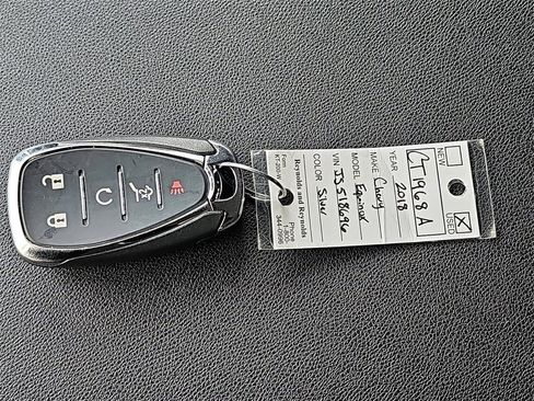 Used 2018 Chevrolet Equinox LT image 40