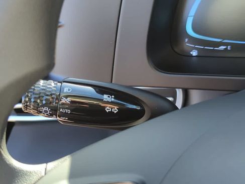 New 2026 Hyundai Elantra SE FWD image 27