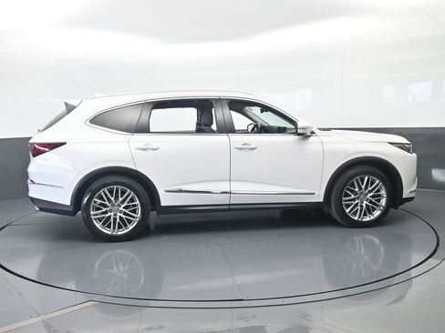 Used 2023 Acura MDX SH-AWD w/ Advance Package image 7