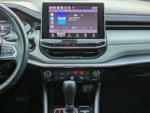 Used 2022 Jeep Compass Limited w/ Sun and Sound Group image 20