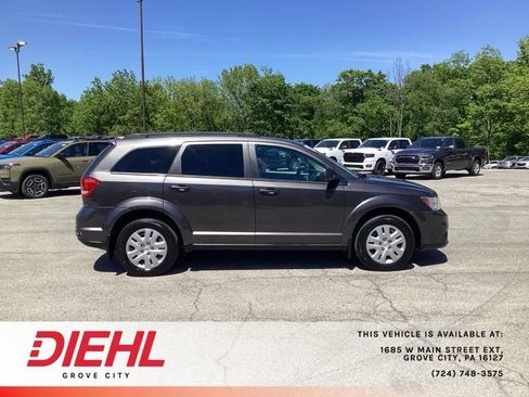 Used 2019 Dodge Journey SE w/ Connectivity Group AWD/4WD image 8