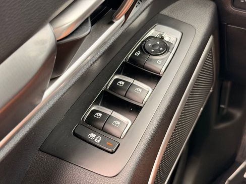 Used 2023 Kia Telluride S FWD image 25