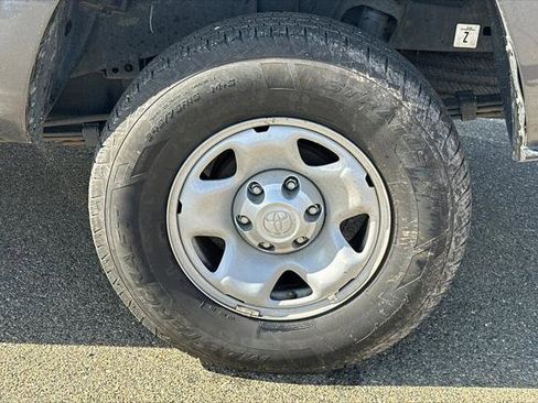 Certified 2022 Toyota Tacoma SR w/ SR Convenience Package RWD image 18