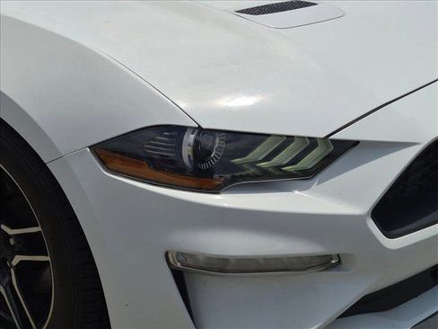 Used 2019 Ford Mustang Coupe w/ Equipment Group 101A RWD image 7