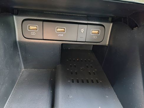 Used 2023 Kia Sorento SX image 26