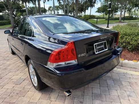 Used 2005 Volvo S60 2.5T AWD/4WD image 7