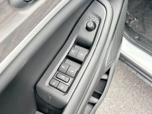 New 2026 Jeep Grand Cherokee Limited AWD/4WD image 13