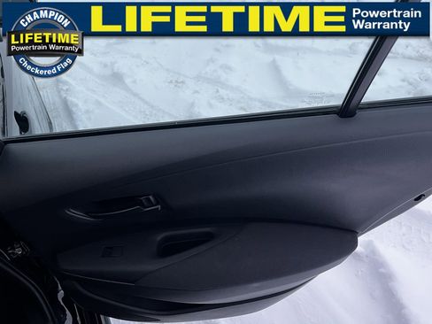 Used 2024 Toyota Corolla LE image 31