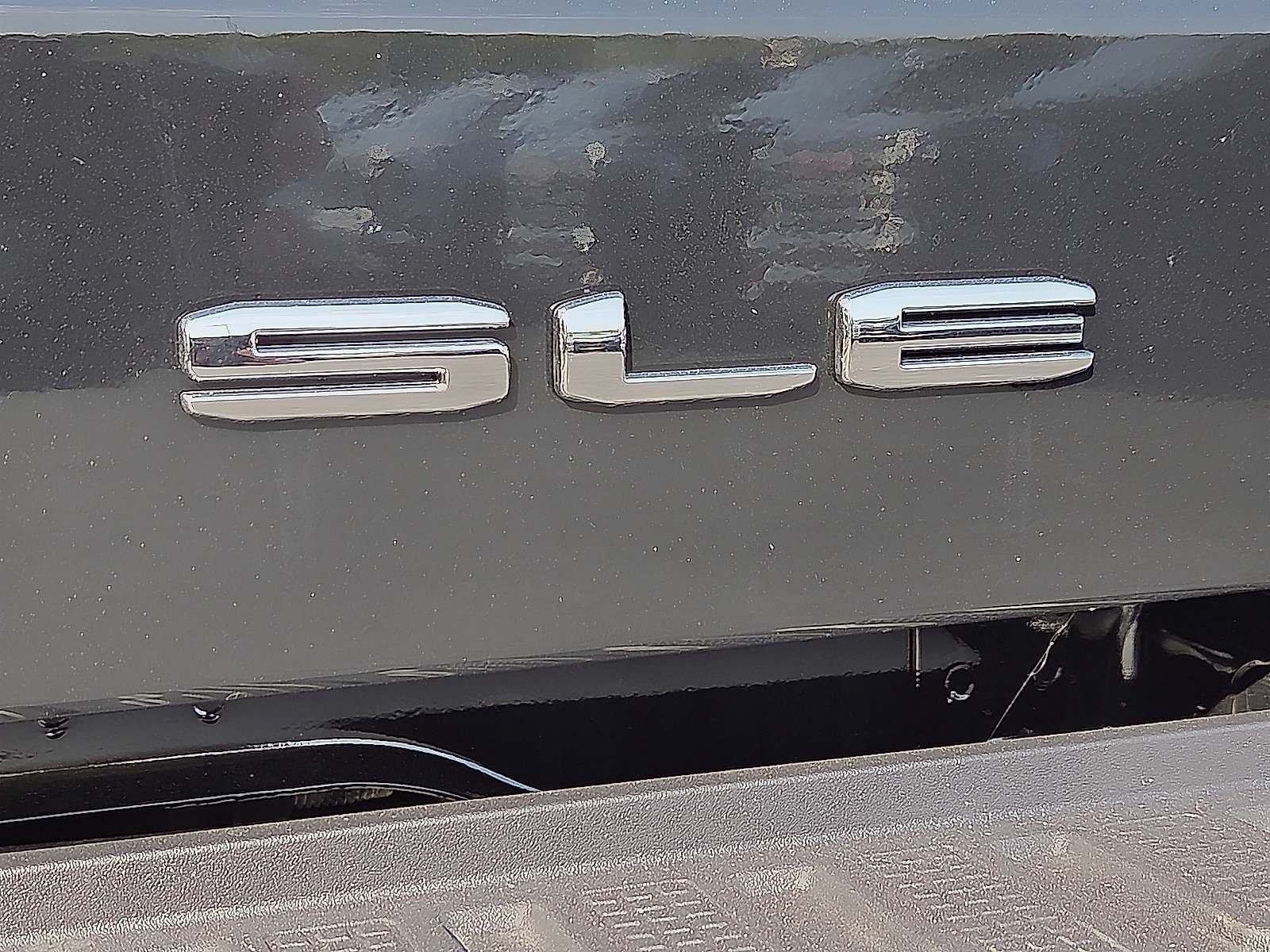 New 2026 GMC Sierra 1500 SLE w/ Preferred Package AWD/4WD image 8