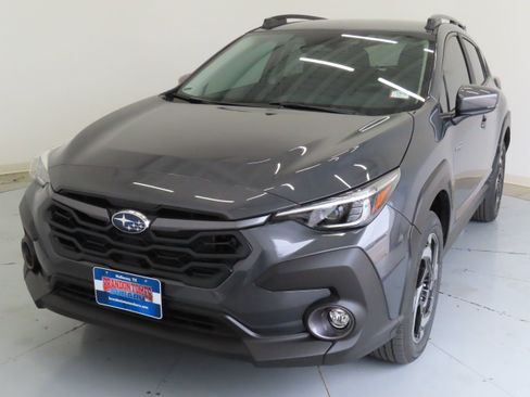 New 2026 Subaru Crosstrek 2.5i Limited w/ Crosstrek Mirror Package image 10