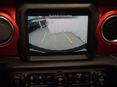 Certified 2023 Jeep Wrangler Unlimited Rubicon w/ LED Lighting Group image 30