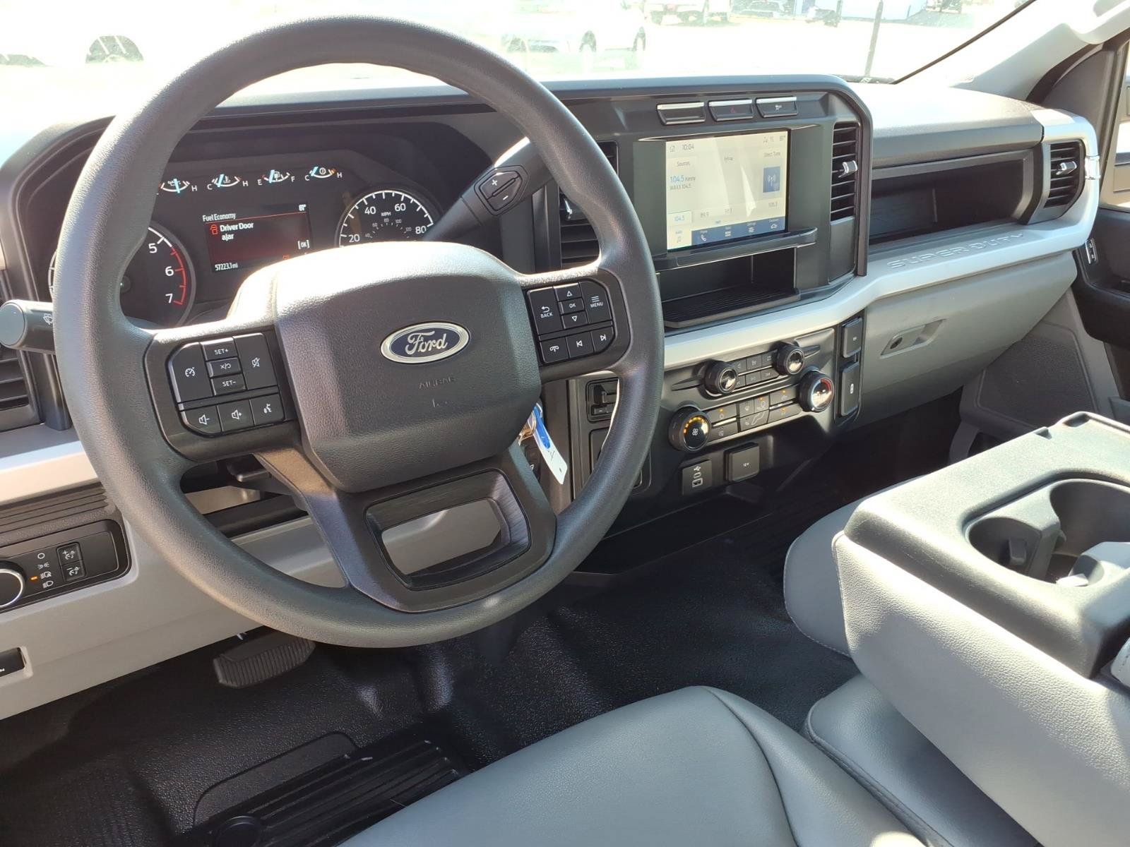 Used 2024 Ford F250 XL RWD image 11