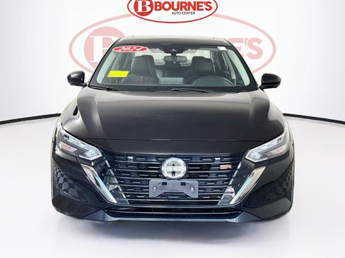 Used 2024 Nissan Sentra SR w/ SR Premium Package FWD image 7