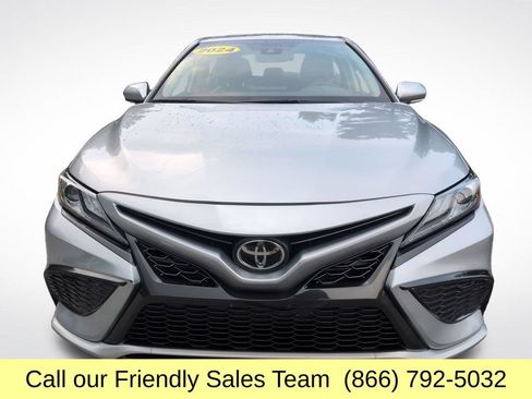 Used 2024 Toyota Camry XSE FWD image 10