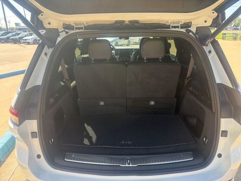 Used 2024 Jeep Grand Cherokee L Summit image 23