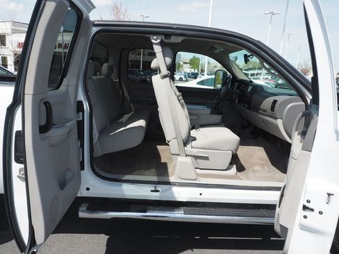 Used 2013 GMC Sierra 2500 SLE RWD image 24
