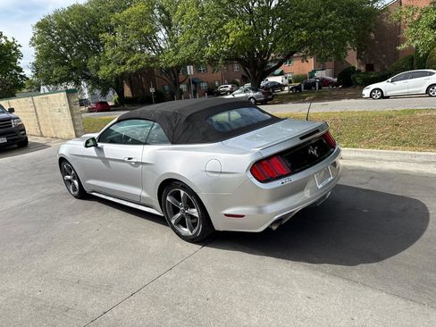 Used 2017 Ford Mustang Convertible w/ Equipment Group 051A RWD image 17