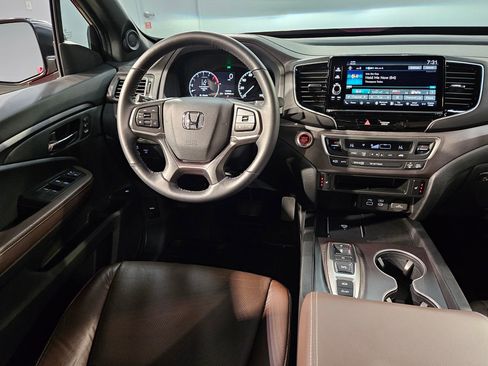 Used 2025 Honda Ridgeline RTL image 9