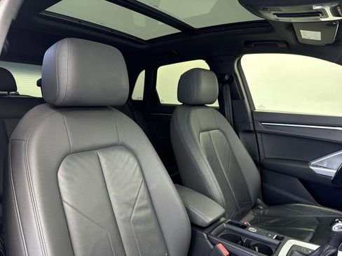 Used 2020 Audi Q3 2.0T Premium image 33