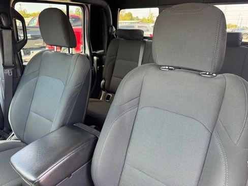Used 2021 Jeep Gladiator Sport AWD/4WD image 9