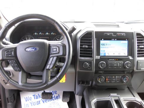 Used 2018 Ford F150 XLT w/ Equipment Group 302A Luxury AWD/4WD image 19