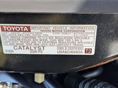 Used 2009 Toyota Sienna XLE Limited FWD image 23