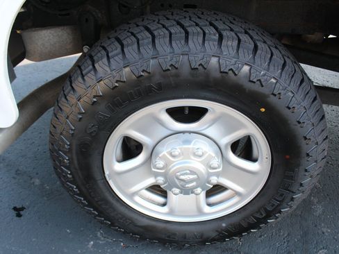 Used 2024 RAM 2500 Tradesman w/ Snow Chief Group AWD/4WD image 30