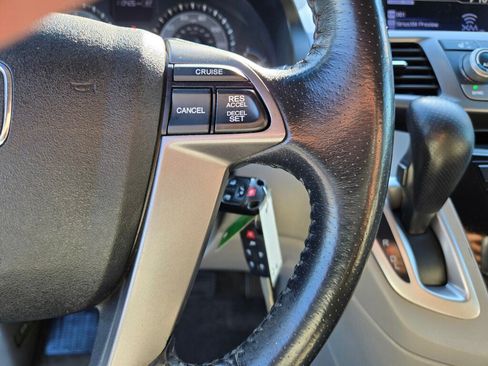 Used 2013 Honda Odyssey EX-L image 23