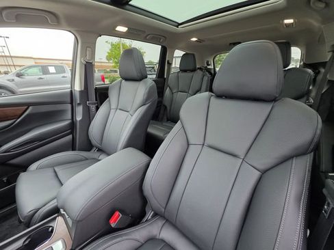 New 2025 Subaru Ascent Touring w/ Popular Package #2 image 17