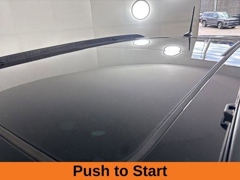 Used 2022 Jeep Compass Latitude w/ Sun and Sound Group AWD/4WD image 8