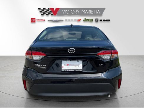 Used 2026 Toyota Corolla LE w/ LE Premium Package FWD image 4