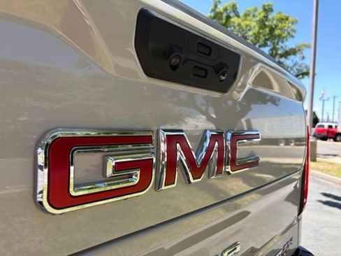 New 2026 GMC Sierra 1500 AT4X AWD/4WD image 7