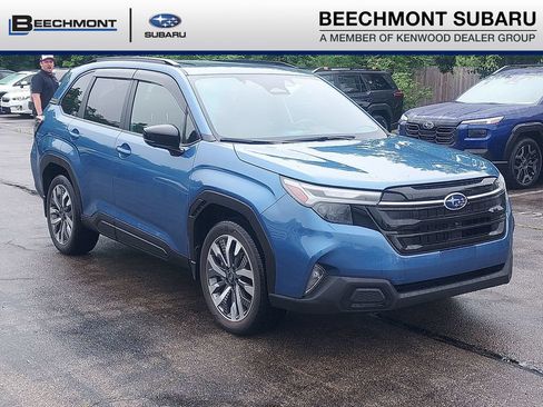 Certified 2025 Subaru Forester Touring AWD/4WD image 1
