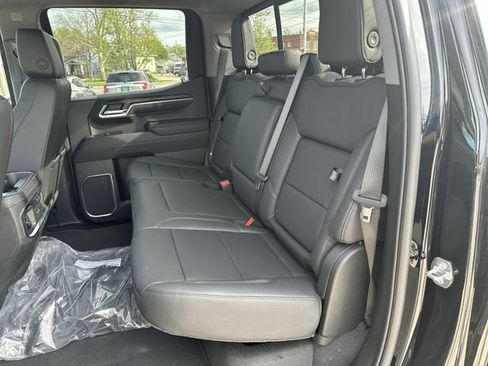 New 2026 GMC Sierra 1500 SLT w/ SLT Premium Plus Package image 27
