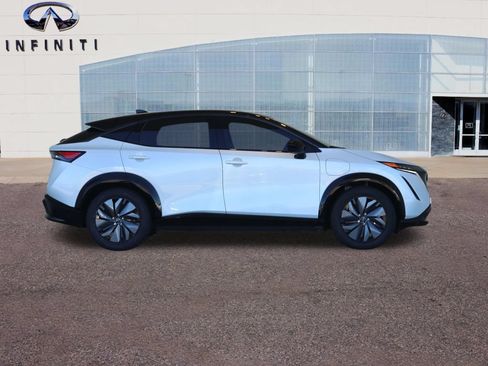 Used 2024 Nissan Ariya AWD image 54