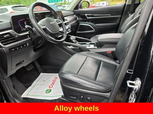 Used 2025 Kia Telluride S AWD/4WD image 11