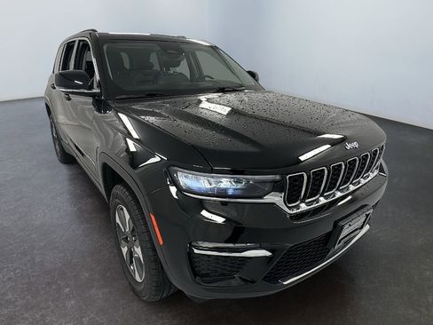 Used 2022 Jeep Grand Cherokee Limited 4xe image 1