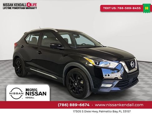 Used 2020 Nissan Kicks SR w/ SR Premium Package FWD image 1