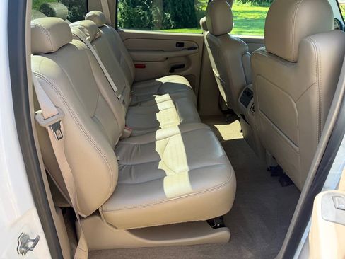 Used 2005 Chevrolet Silverado 3500 LT w/ Heavy-Duty Power Package RWD image 19