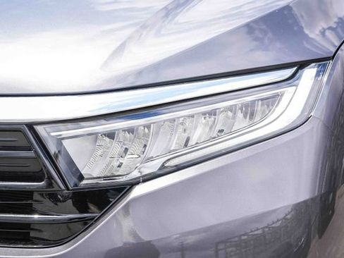 Certified 2024 Honda Odyssey Touring image 6