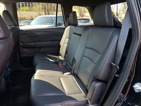 Certified 2023 Honda Passport EX-L image 8