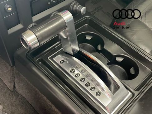 Used 2005 HUMMER H2 SUT w/ Preferred Equipment Group image 25