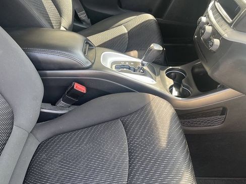 Used 2018 Dodge Journey SXT w/ Blacktop Package image 17