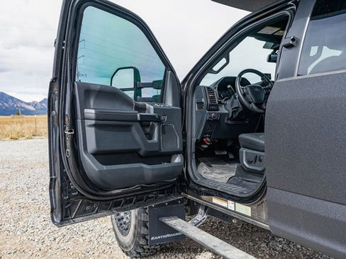 Used 2022 Ford F550 4x4 Crew Cab Super Duty image 28