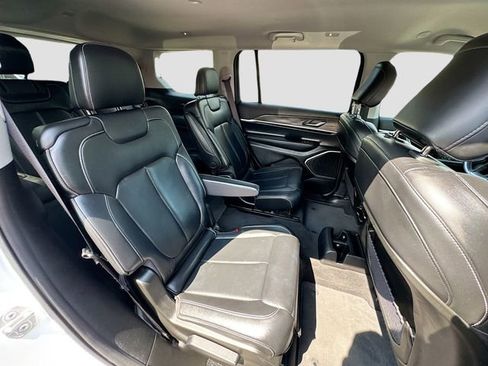 Used 2022 Jeep Grand Cherokee L Limited image 30