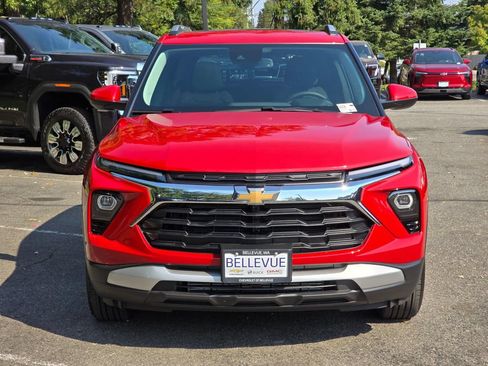 Used 2026 Chevrolet TrailBlazer LT w/ Convenience Package AWD/4WD image 9
