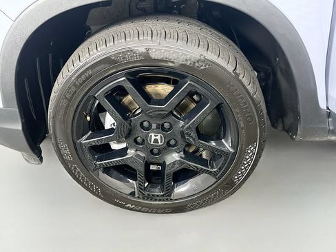 Used 2024 Honda Passport Black Edition image 31
