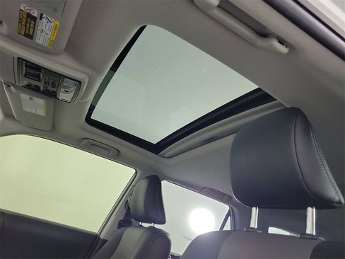 Used 2024 Toyota 4Runner SR5 Premium w/ Moonroof Package image 15