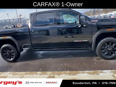 Used 2024 GMC Sierra 2500 AT4 w/ AT4 Premium Plus Package AWD/4WD image 3